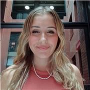 Profesora de refuerzo para cursos de la ESO y Bachillerato para materias científicas como química o biología.